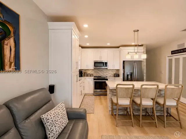 4-bedroom home for sale in Homestead - 167 SE 24th Ave - MondialRealty