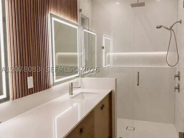 4-bedroom home for sale in Homestead - 167 SE 24th Ave - MondialRealty