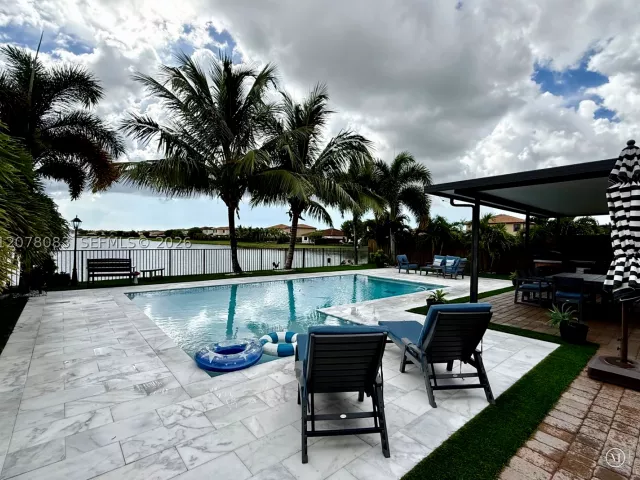4-bedroom home for sale in Homestead - 167 SE 24th Ave - MondialRealty