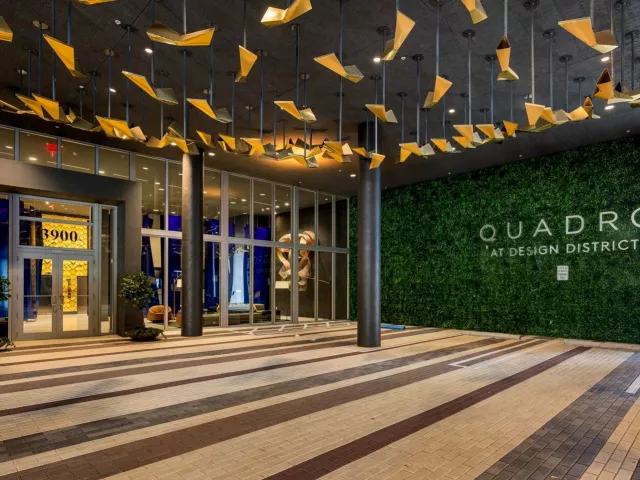 1-bedroom condo for sale in Miami - 3900 Biscayne Boulevard S-910 - MondialRealty