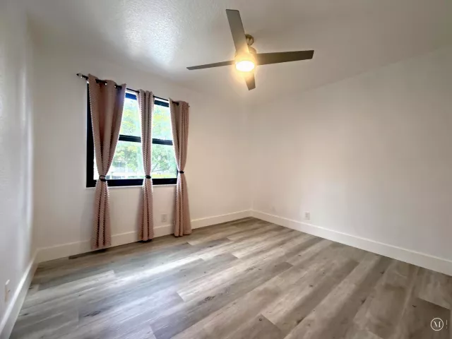 5-bedroom home for rent in Boca Raton - 10920 Haydn Drive - MondialRealty