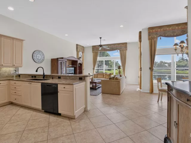 3-bedroom home for sale in Delray Beach - 13050 Misty Gilbralter Way - MondialRealty