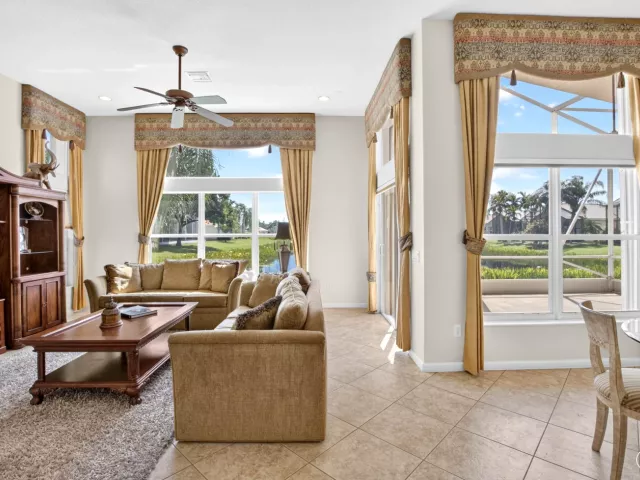 3-bedroom home for sale in Delray Beach - 13050 Misty Gilbralter Way - MondialRealty