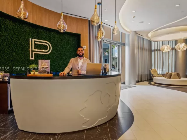 2-bedroom condo for rent in Miami - 851 NE 1st Ave 3007 - MondialRealty
