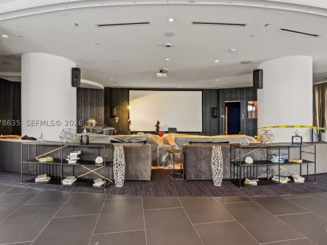 2-bedroom condo for rent in Miami - 851 NE 1st Ave 3007 - MondialRealty