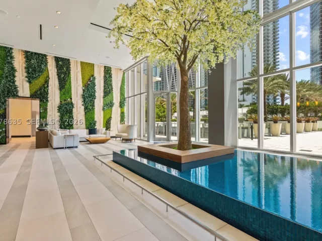 2-bedroom condo for rent in Miami - 851 NE 1st Ave 3007 - MondialRealty
