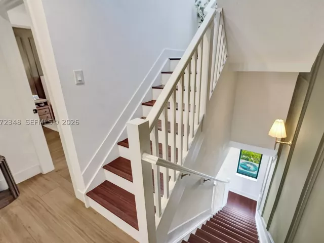 3-bedroom home for sale in Doral - 8166 NW 42nd St - MondialRealty