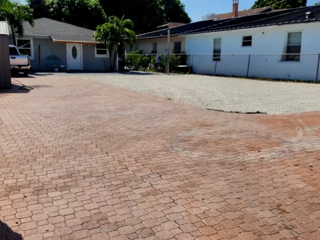 3-bedroom home for rent in Miami - 150 NW 17th Ct - MondialRealty