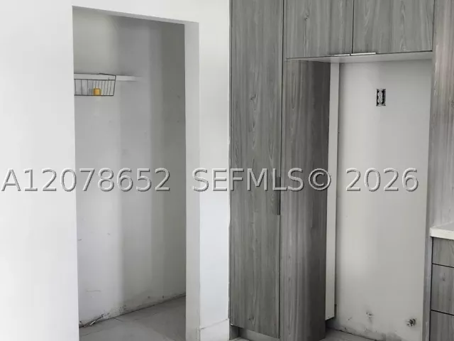 3-bedroom home for rent in Miami - 150 NW 17th Ct - MondialRealty