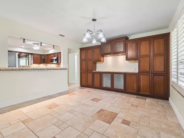 3-bedroom home for sale in Homestead - 19345 SW 312th St - MondialRealty