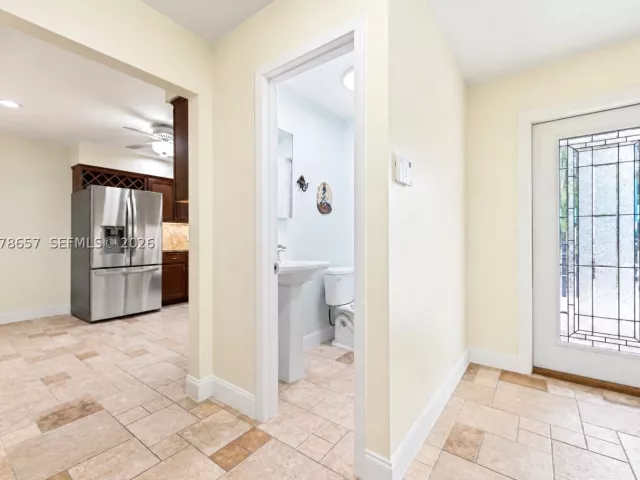3-bedroom home for sale in Homestead - 19345 SW 312th St - MondialRealty