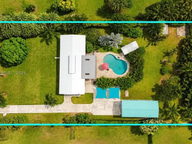 3-bedroom home for sale in Homestead - 19345 SW 312th St - MondialRealty
