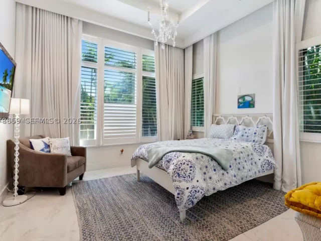 6-bedroom home for sale in Bay Harbor Islands - 1360 98th St - MondialRealty