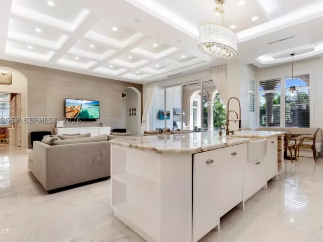 6-bedroom home for sale in Bay Harbor Islands - 1360 98th St - MondialRealty