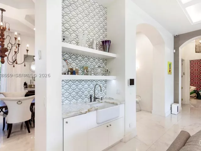 6-bedroom home for sale in Bay Harbor Islands - 1360 98th St - MondialRealty