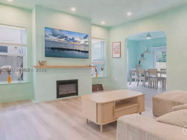 4-bedroom home for rent in Miami - 22 NE 44th St 0 - MondialRealty
