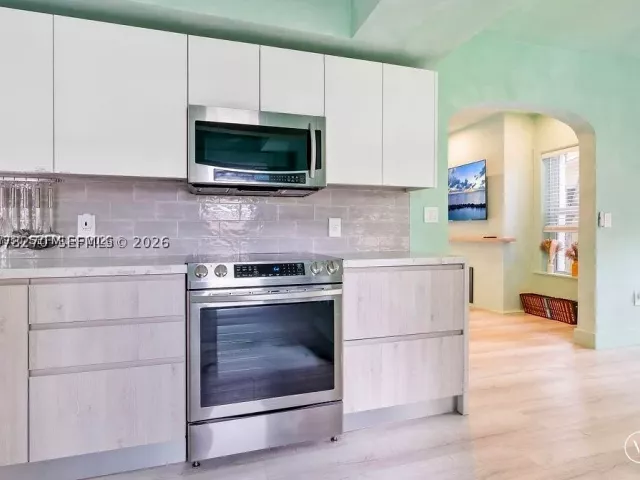 4-bedroom home for rent in Miami - 22 NE 44th St 0 - MondialRealty