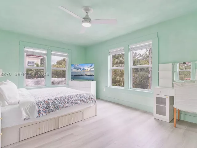 4-bedroom home for rent in Miami - 22 NE 44th St 0 - MondialRealty