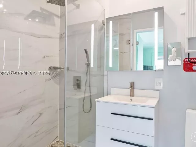 4-bedroom home for rent in Miami - 22 NE 44th St 0 - MondialRealty