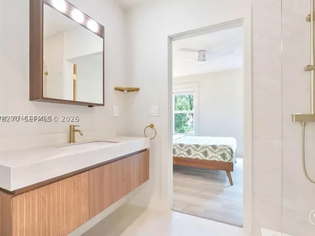 4-bedroom home for rent in Miami - 22 NE 44th St 0 - MondialRealty
