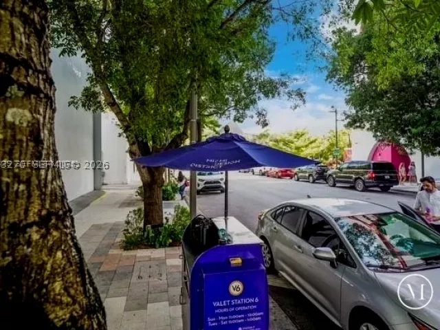 4-bedroom home for rent in Miami - 22 NE 44th St 0 - MondialRealty