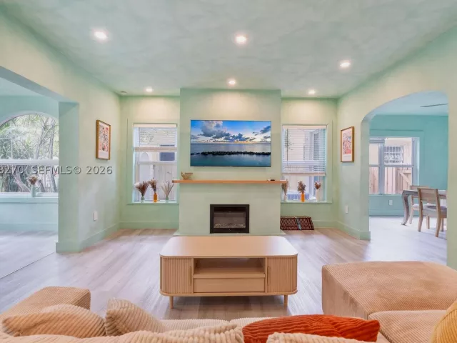4-bedroom home for rent in Miami - 22 NE 44th St 0 - MondialRealty