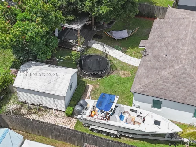 3-bedroom home for sale in Miami - 14940 Pierce St - MondialRealty