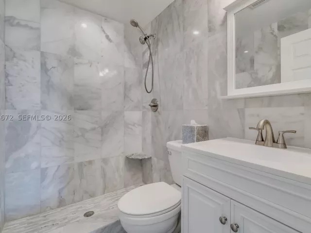 3-bedroom home for rent in Hollywood - 5900 N FARRAGUT DR 0 - MondialRealty