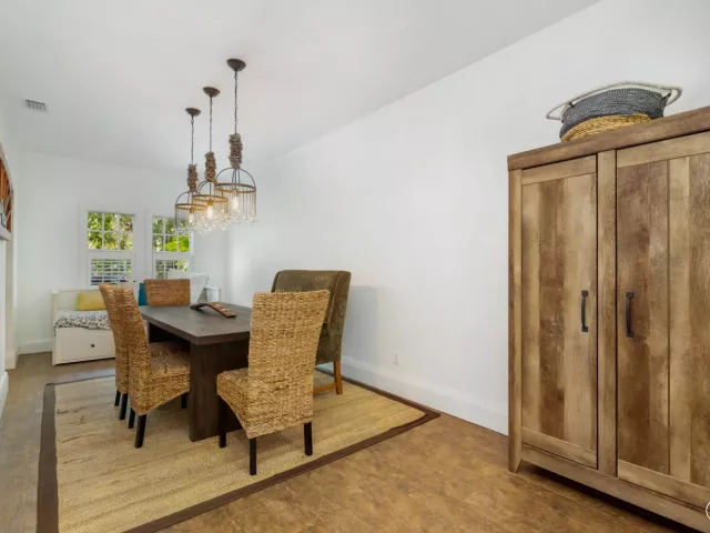 3-bedroom home for sale in West Palm Beach - 609 PALM Street - MondialRealty