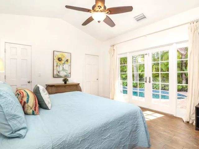 3-bedroom home for sale in West Palm Beach - 609 PALM Street - MondialRealty