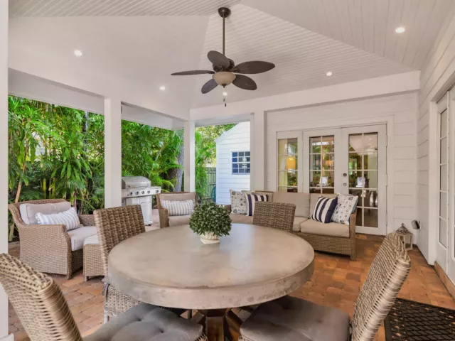 3-bedroom home for sale in West Palm Beach - 609 PALM Street - MondialRealty