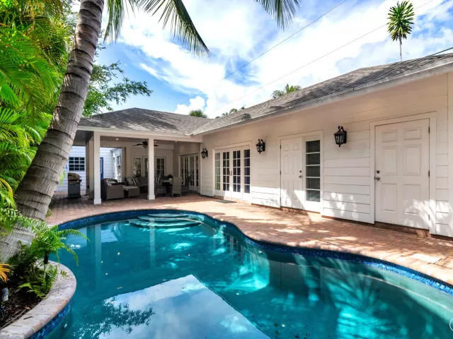 3-bedroom home for sale in West Palm Beach - 609 PALM Street - MondialRealty