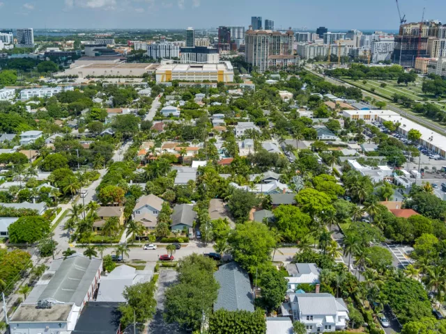 3-bedroom home for sale in West Palm Beach - 609 PALM Street - MondialRealty