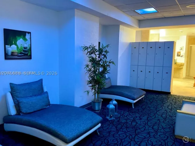 2-bedroom condo for rent in Sunny Isles Beach - 16425 Collins Ave 2016 - MondialRealty