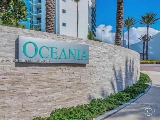 2-bedroom condo for rent in Sunny Isles Beach - 16425 Collins Ave 2016 - MondialRealty
