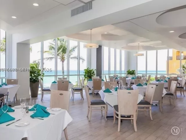 2-bedroom condo for rent in Sunny Isles Beach - 16425 Collins Ave 2016 - MondialRealty
