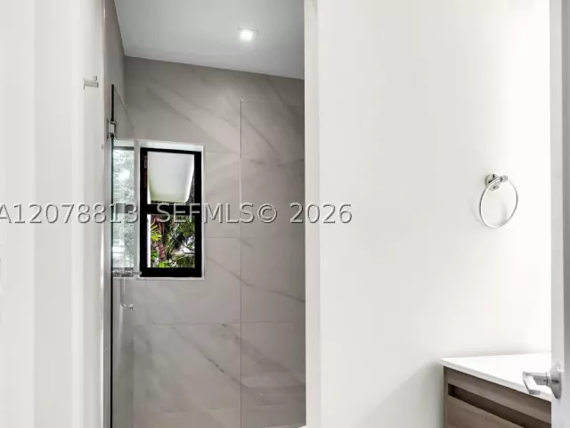 3-bedroom home for rent in Miami - 435 NE 114th St - MondialRealty