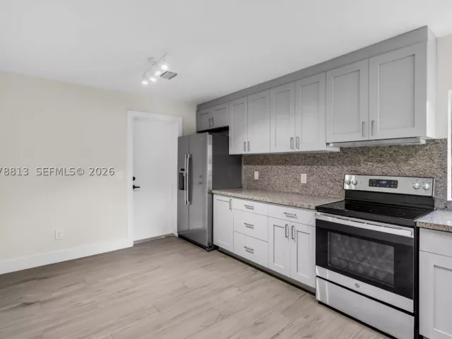 3-bedroom home for rent in Miami - 435 NE 114th St - MondialRealty