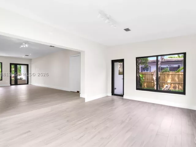 3-bedroom home for rent in Miami - 435 NE 114th St - MondialRealty