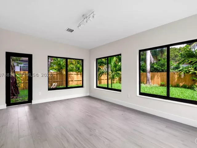 3-bedroom home for rent in Miami - 435 NE 114th St - MondialRealty