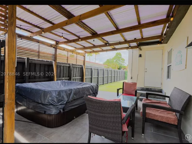 3-bedroom home for rent in Fort Lauderdale - 1332 NE 5th Ave 1 - MondialRealty