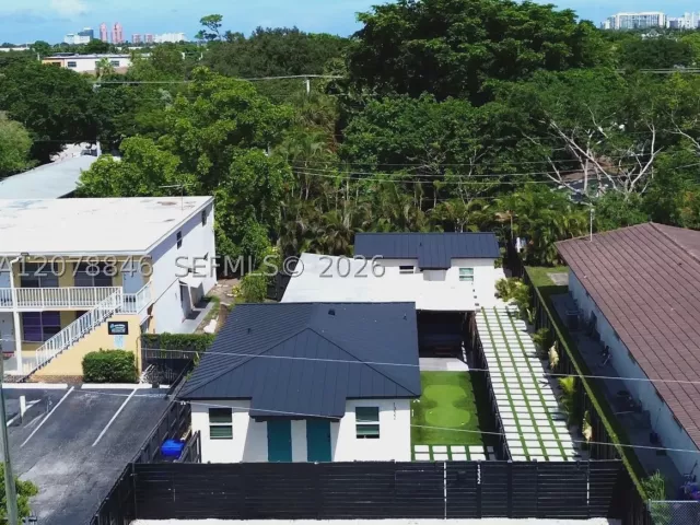 3-bedroom home for rent in Fort Lauderdale - 1332 NE 5th Ave 1 - MondialRealty