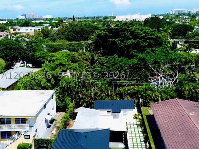 3-bedroom home for rent in Fort Lauderdale - 1332 NE 5th Ave 1 - MondialRealty