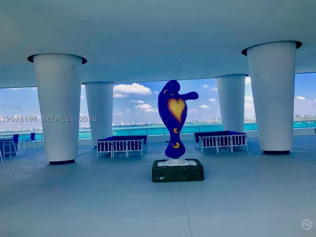 2-bedroom condo for sale in Miami - 1800 N Bayshore Dr 3710 - MondialRealty