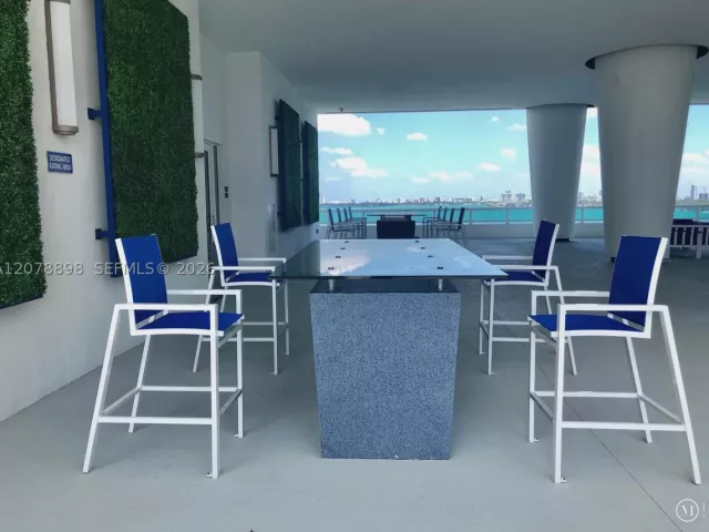 2-bedroom condo for sale in Miami - 1800 N Bayshore Dr 3710 - MondialRealty