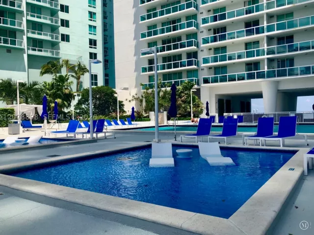 2-bedroom condo for sale in Miami - 1800 N Bayshore Dr 3710 - MondialRealty