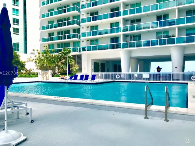 2-bedroom condo for sale in Miami - 1800 N Bayshore Dr 3710 - MondialRealty