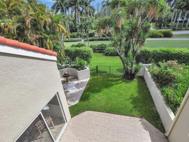 3-bedroom home for rent in Boca Raton - 7477 CAMPO FLORIDO - MondialRealty