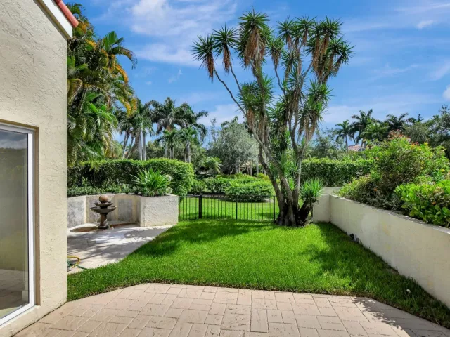 3-bedroom home for rent in Boca Raton - 7477 CAMPO FLORIDO - MondialRealty