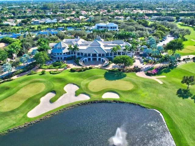 3-bedroom home for rent in Boca Raton - 7477 CAMPO FLORIDO - MondialRealty